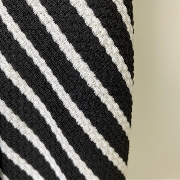 LONG TALL SALLY Black & White Striped V-Neck Zipper Pocket Shift Dress Small - Picture 6 of 10